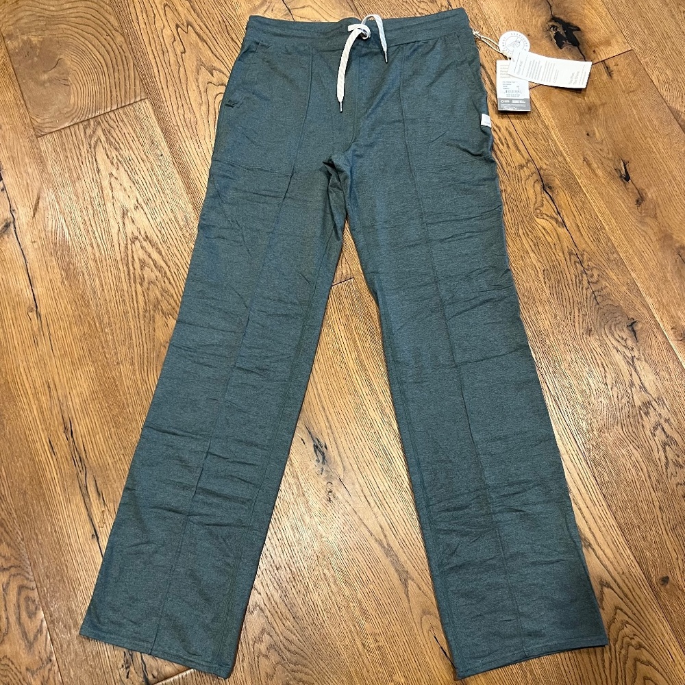 Vuori Womens Halo wide leg flare size small